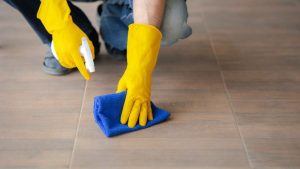Cleaning Vinyl Floor Tiles