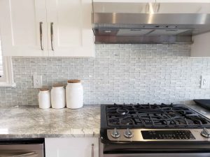 modern-kitchen-design-with-gas-stove-appliance-scaled